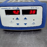 VWR Mini Block Heater image 2